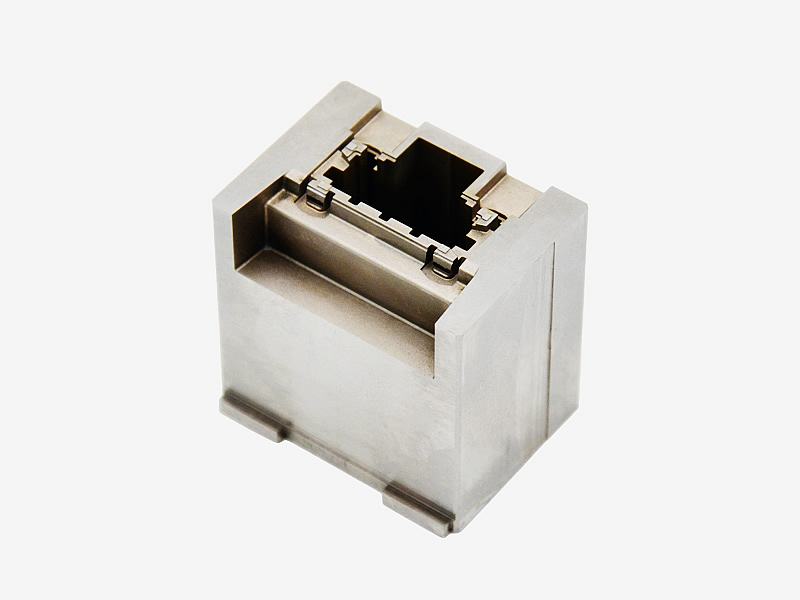 Precision plastic mold core